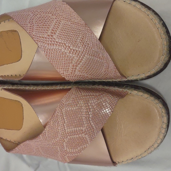 Kanna Metallic Pink Slide Sandals Size 10 US/Euro Size 42 - Picture 3 of 10